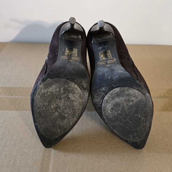 Chocolate brown suede boots - Picture 5 of 7